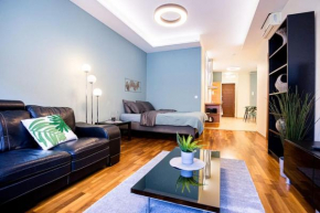 Urban Jungle Apartment in the Citycenter